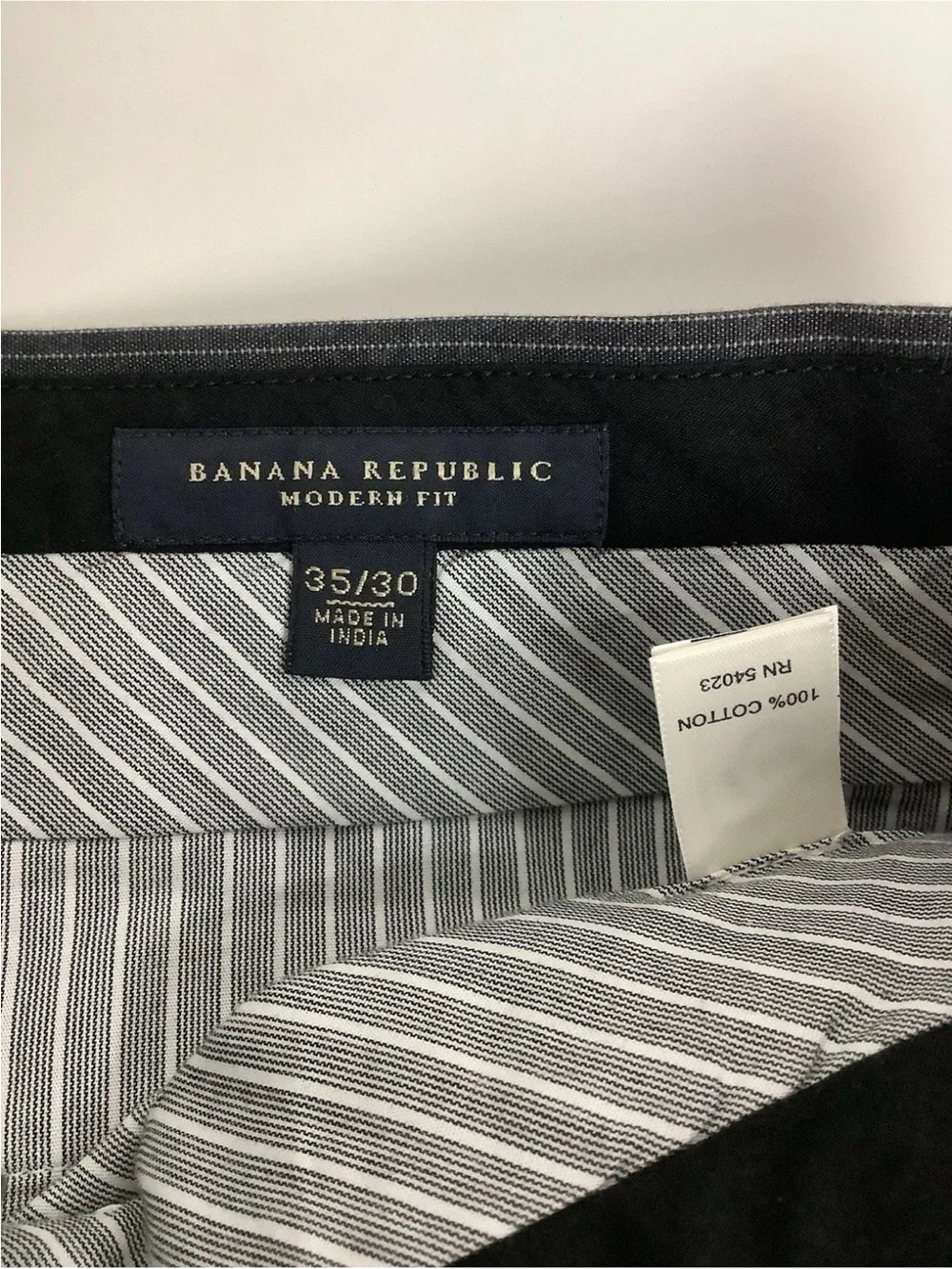 Banana Republic Mens Sz 35 X 30 Modern Fit Straight Charcoal Gray Dress Pants